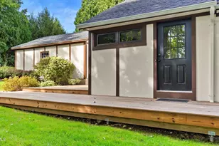 3 Tor Ct, Pittsfield, MA 01201 - Photo 5