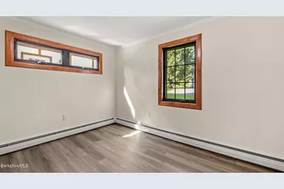 3 Tor Ct, Pittsfield, MA 01201 - Photo 17
