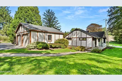 3 Tor Ct, Pittsfield, MA 01201 - Photo 1