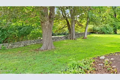 3 Tor Ct, Pittsfield, MA 01201 - Photo 29