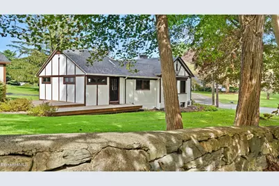 3 Tor Ct, Pittsfield, MA 01201 - Photo 3