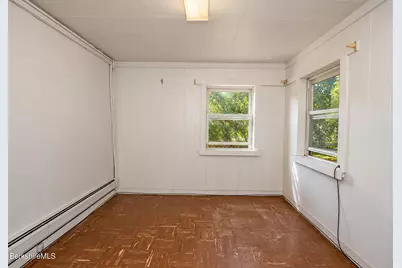 5 Whitman St, Pittsfield, MA 01201 - Photo 13