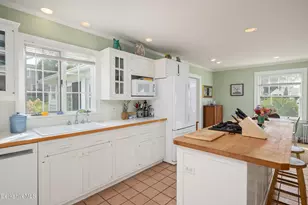 40 Waterman Pl, Williamstown, MA 01267 - Photo 13