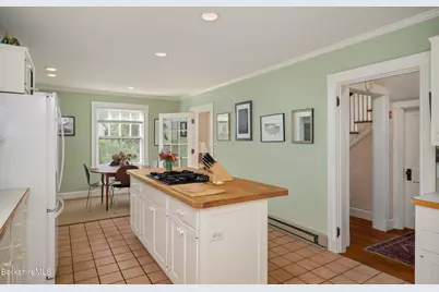 40 Waterman Place, Williamstown, MA 01267 - Photo 15