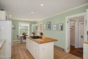 40 Waterman Pl, Williamstown, MA 01267 - Photo 15