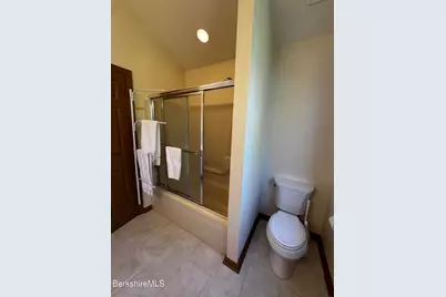 9124 Mountainside Dr, Hancock, MA 01237 - Photo 25