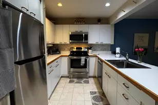 9124 Mountainside Dr, Hancock, MA 01237 - Photo 7