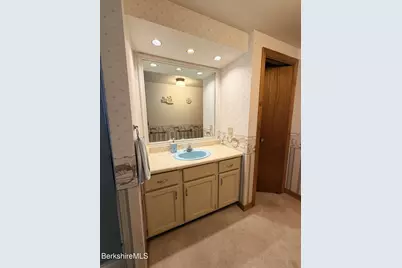 199 Middle Rd, Clarksburg, MA 01247 - Photo 11