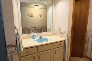 199 Middle Rd, Clarksburg, MA 01247 - Photo 11