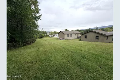199 Middle Rd, Clarksburg, MA 01247 - Photo 25