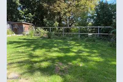 23 S Onota St, Pittsfield, MA 01201 - Photo 13
