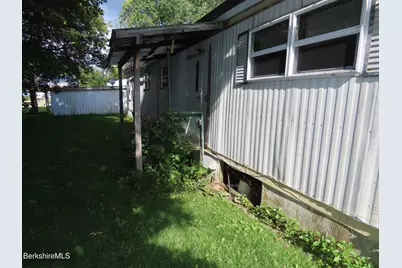 7-17-25 Railroad St, Cheshire, MA 01225 - Photo 21