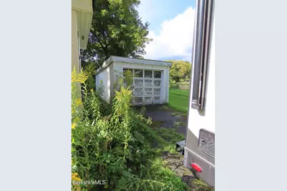 7-17-25 Railroad St, Cheshire, MA 01225 - Photo 19