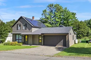 395 Fairview St, Lee, MA 01238 - Photo 3