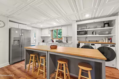 395 Fairview St, Lee, MA 01238 - Photo 7