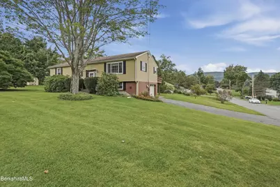 188 Devonshire Dr, Cheshire, MA 01225 - Photo 3