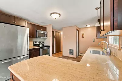 188 Devonshire Dr, Cheshire, MA 01225 - Photo 11