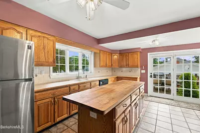 232 Dalton Ave, Pittsfield, MA 01201 - Photo 21