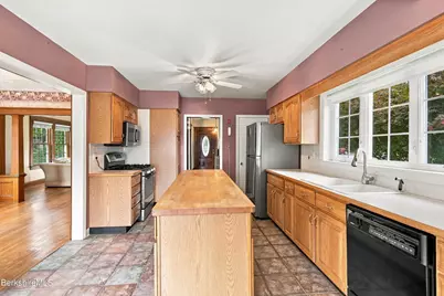 232 Dalton Ave, Pittsfield, MA 01201 - Photo 17