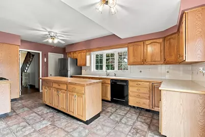 232 Dalton Ave, Pittsfield, MA 01201 - Photo 19
