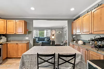 68 Doreen St, Pittsfield, MA 01201 - Photo 17