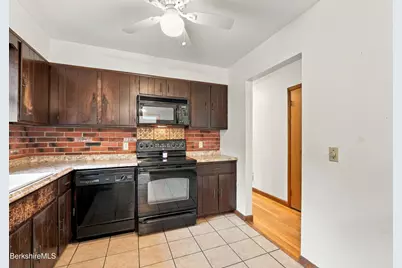 332 Hancock Rd, Pittsfield, MA 01201 - Photo 31