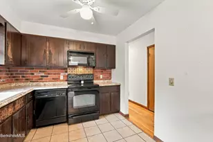 332 Hancock Rd, Pittsfield, MA 01201 - Photo 31