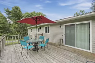 332 Hancock Rd, Pittsfield, MA 01201 - Photo 5