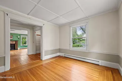 203 Bartlett Ave, Pittsfield, MA 01201 - Photo 25