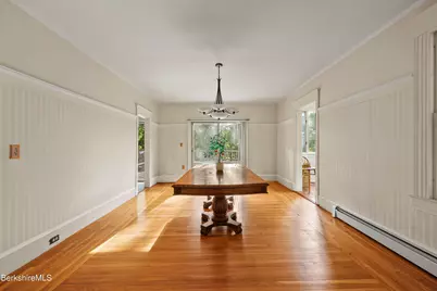 203 Bartlett Ave, Pittsfield, MA 01201 - Photo 9