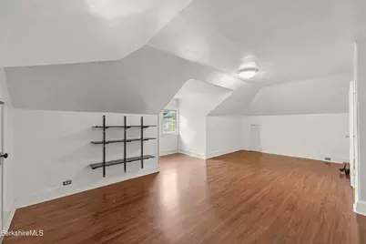 203 Bartlett Ave, Pittsfield, MA 01201 - Photo 45