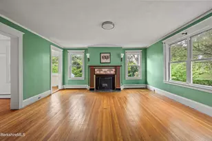 203 Bartlett Ave, Pittsfield, MA 01201 - Photo 7