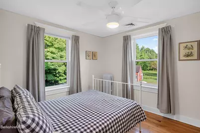 31 Division St, Great Barrington, MA 01230 - Photo 35
