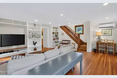 31 Division St, Great Barrington, MA 01230 - Photo 27
