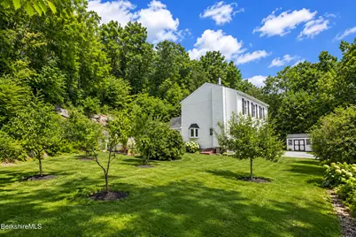 1741 Home Rd, Sheffield, MA 01257 - Photo 11