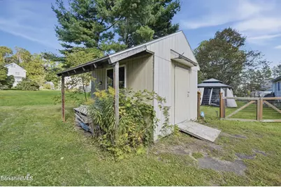 73 Tanner St, Pittsfield, MA 01201 - Photo 11