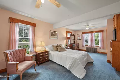 11 Allessio St, Pittsfield, MA 01201 - Photo 21