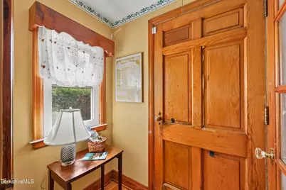 11 Allessio St, Pittsfield, MA 01201 - Photo 3