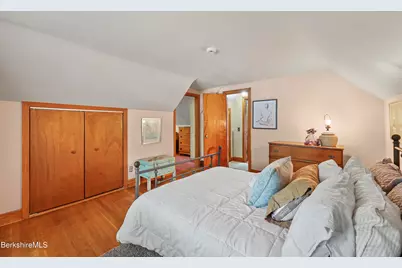 11 Allessio St, Pittsfield, MA 01201 - Photo 27