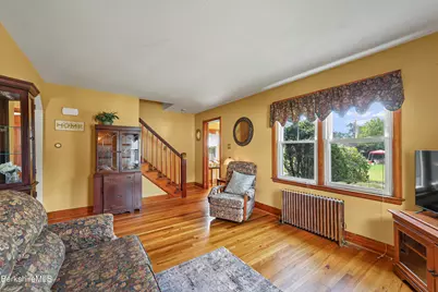 11 Allessio St, Pittsfield, MA 01201 - Photo 7