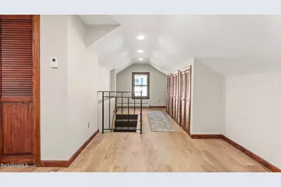 45 Kensington Ave, Pittsfield, MA 01201 - Photo 17
