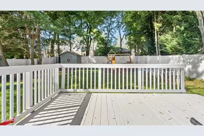 45 Kensington Ave, Pittsfield, MA 01201 - Photo 21