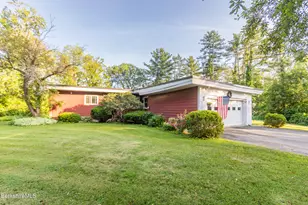 62 Braeburn Rd, Dalton, MA 01226 - Photo 1