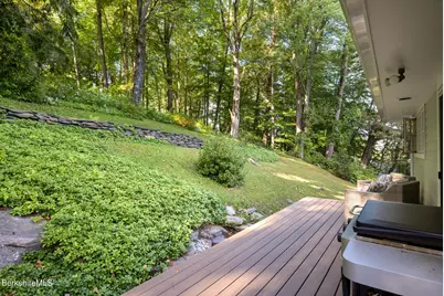 99 Buxton Hill Rd, Williamstown, MA 01267 - Photo 25