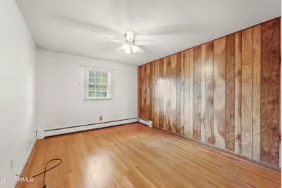 24 Raymond Dr, Dalton, MA 01226 - Photo 29