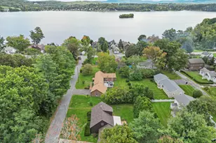 11 Opeechee St, Lanesborough, MA 01237 - Photo 1