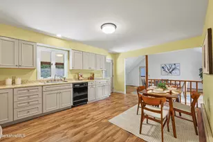 11 Opeechee St, Lanesborough, MA 01237 - Photo 15