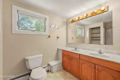 2 East St, Stockbridge, MA 01262 - Photo 33