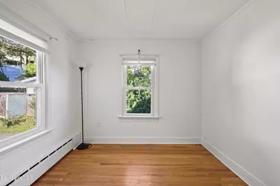 582 W Housatonic St, Pittsfield, MA 01201 - Photo 23