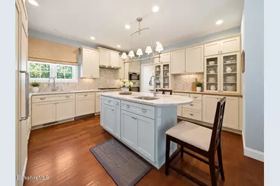 577 Mallard Ln, Lee, MA 01238 - Photo 9